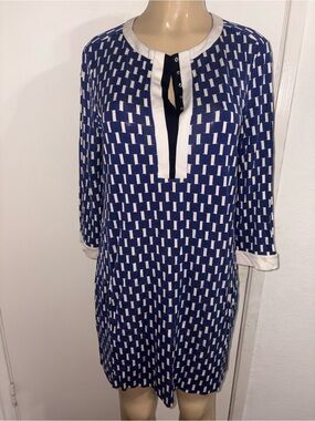 Diane Von Furstenberg Navy and White Geometric Mini Dress size 12